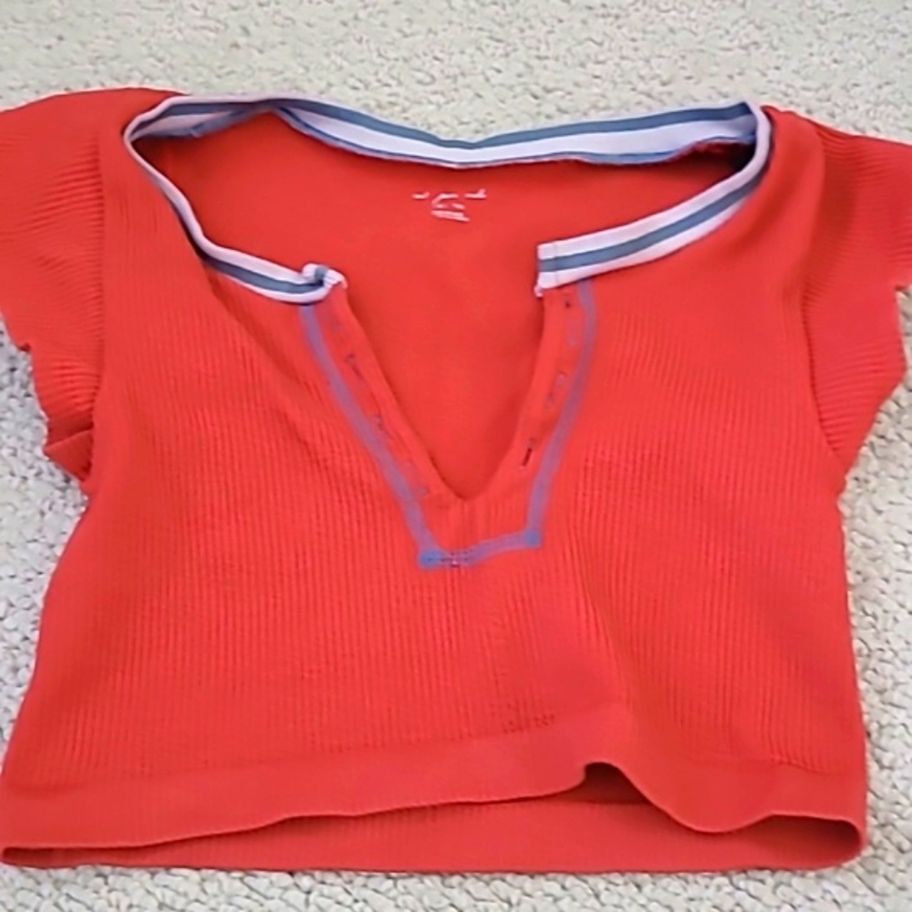 Out from Under | Short Sleeve Top